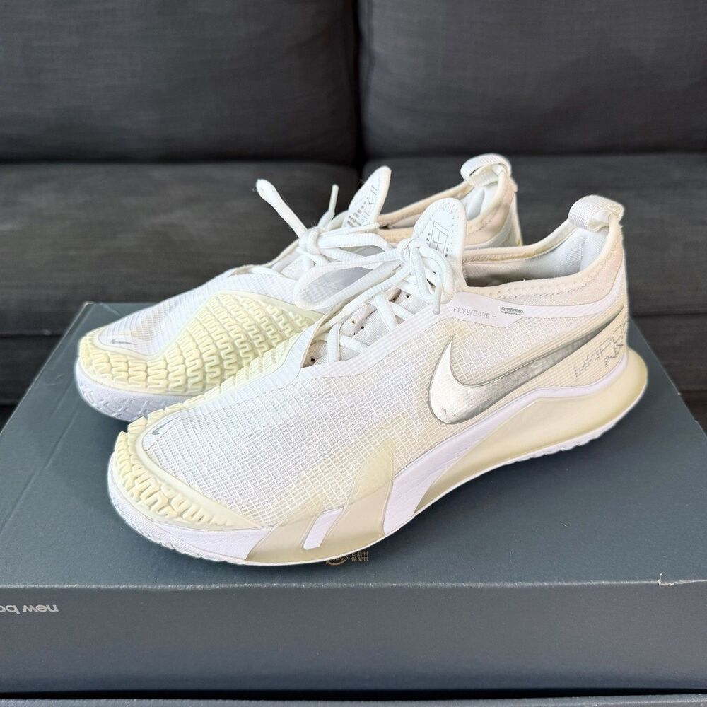 Nike Court React Vapor NXT White Metallic Silver Tennis Shoes Women's Size 7.5